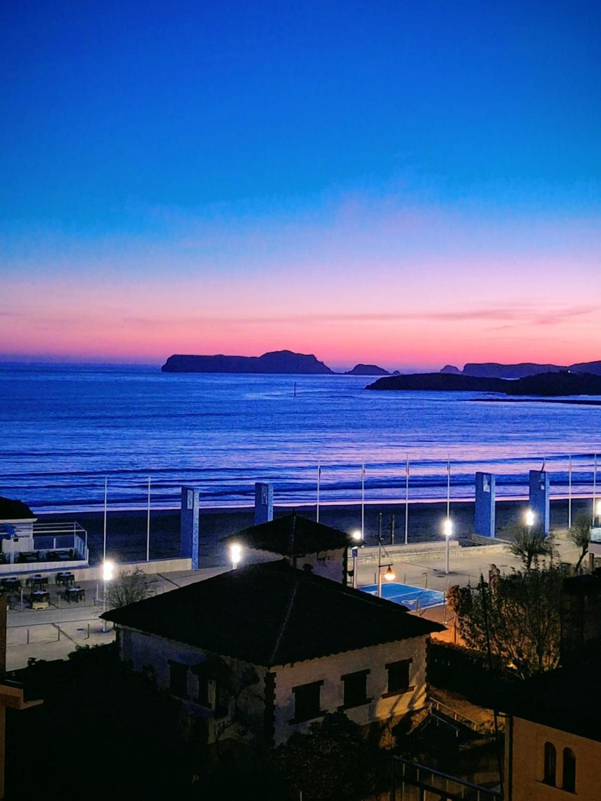 Dona Carmen Playa Boutique Apartment Suances Bagian luar foto